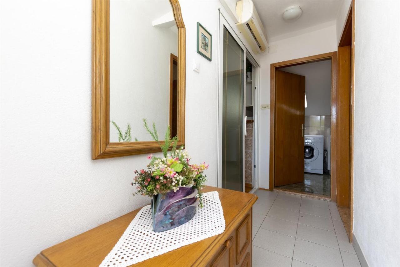 Apartment Ivanka Omiš Exteriér fotografie